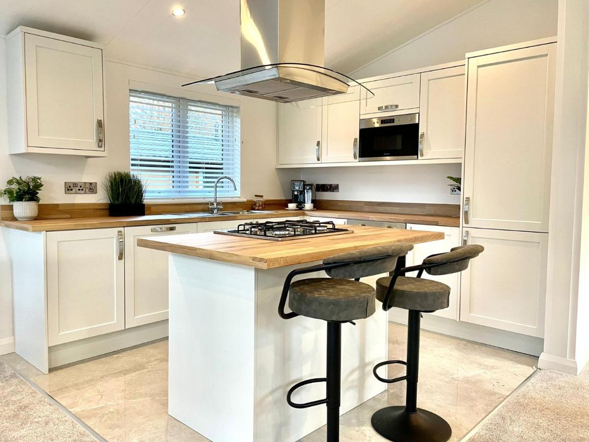 Thirlmere 4 Luxury Lodge At White Cross Bay Windermere Eksteriør billede